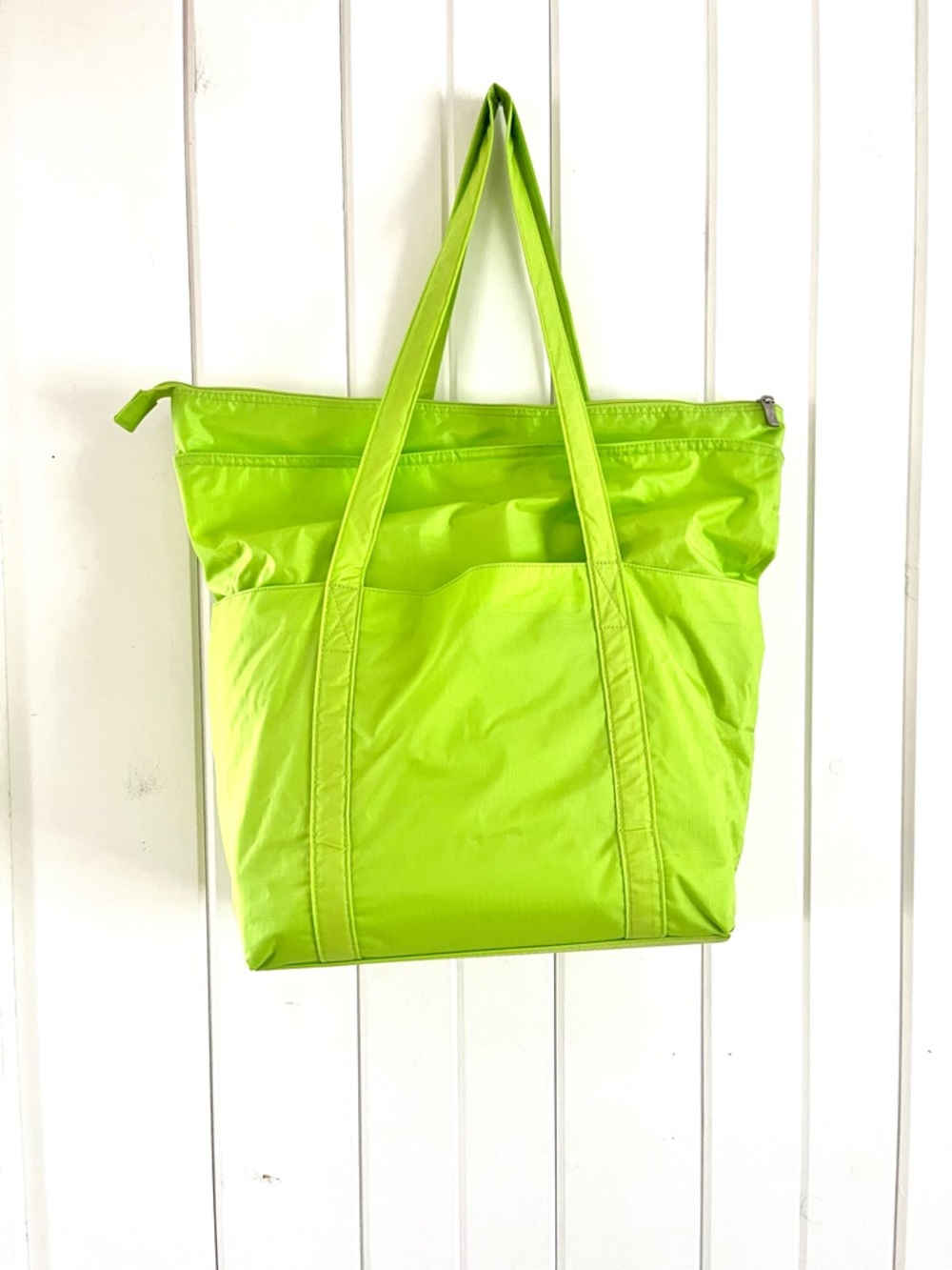 Baggallini (3) Packable Neon Lime Green Tote, Cosmetic Bag & Jewelry Bag, NWT - Picture 4 of 10